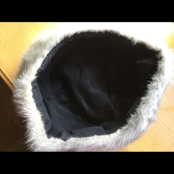 Vntg Wht PLATINUM Sapphire MINK FUR HAT BERET 22\